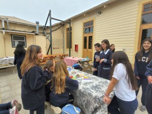 8 de abril Ciencias 8° Básicos clases menú saludable