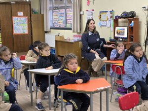 22 de mayo Arturo Prat exposición apoderados Kinder "C"