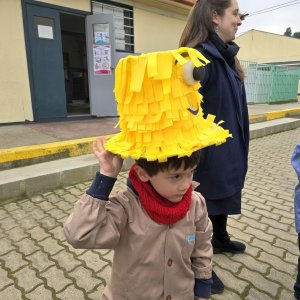 19 de julio Sombreros Reciclados