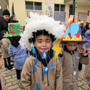 19 de julio Sombreros Reciclados