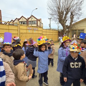 19 de julio Sombreros Reciclados