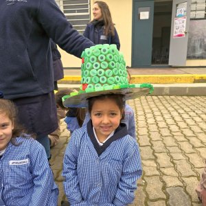 19 de julio Sombreros Reciclados