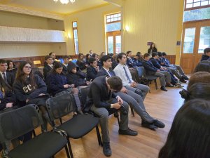 Exposición Tomás Almuna "Bueno y Qué Aprendiste"