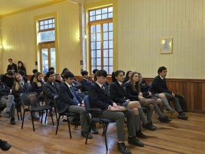 Exposición Tomás Almuna "Bueno y Qué Aprendiste"