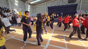 13 septiembre Baile masivo Media