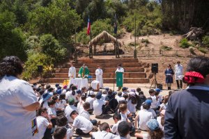 8 de noviembre Inicio Mes de María Inauguración Sendero