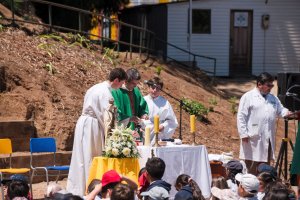 8 de noviembre Inicio Mes de María Inauguración Sendero