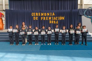 10 diciembre Ceremonia premiación Básica