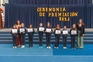 10 diciembre Ceremonia premiación Básica