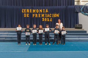 10 diciembre Ceremonia premiación Básica